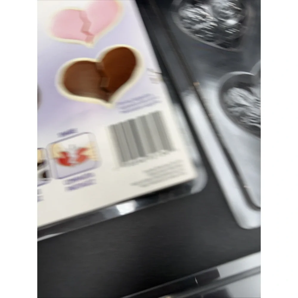 LOT 4 Wilton Plastic Candy Mold Cookie Chocolate Molds Valentine's Hearts